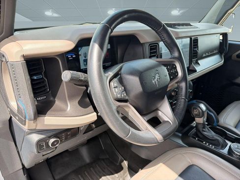 Used 2023 Ford Bronco Wildtrak AWD/4WD image 4
