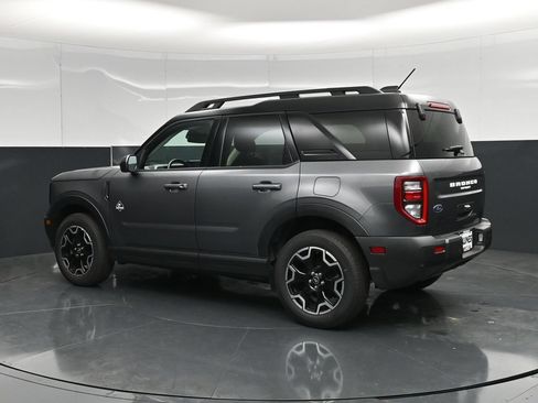 Used 2025 Ford Bronco Sport Outer Banks AWD/4WD image 7