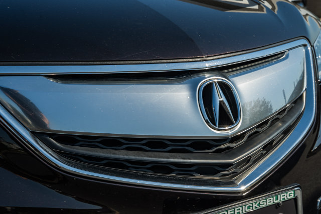 Used 2016 Acura TLX w/ Technology Package FWD image 8