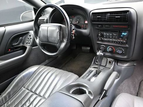 Used 1999 Chevrolet Camaro Z28 RWD image 11