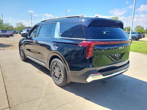 New 2026 Kia Carnival SX FWD image 7