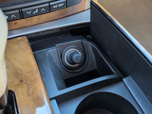 Used 2008 Cadillac XLR image 25