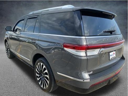 Used 2023 Lincoln Navigator Black Label AWD/4WD image 10