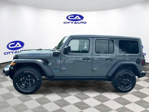 Used 2023 Jeep Wrangler Unlimited w/ Sun & Screen Package AWD/4WD image 1