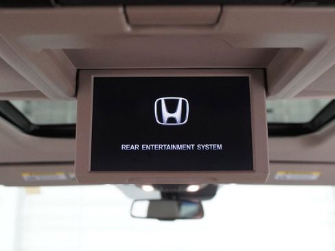 Used 2016 Honda Pilot Elite image 30