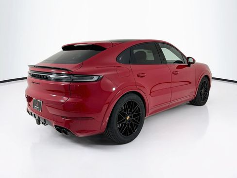 Certified 2025 Porsche Cayenne GTS AWD/4WD image 7
