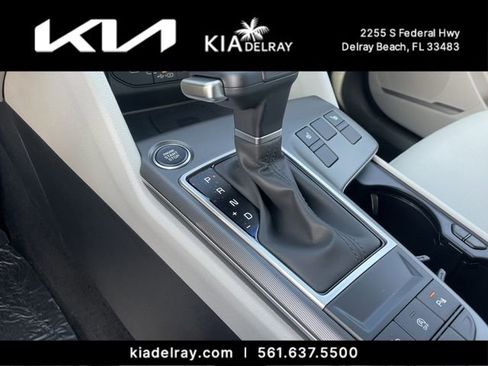 New 2026 Kia Sportage EX image 24