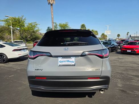 New 2027 Honda HR-V Sport image 7