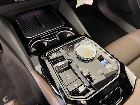 New 2026 BMW 530i w/ Executive Package image 19