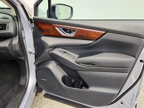 Used 2023 Subaru Ascent Touring AWD/4WD image 27