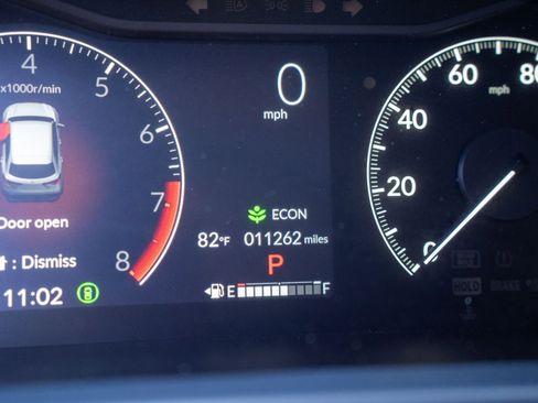 Certified 2025 Honda HR-V LX image 34