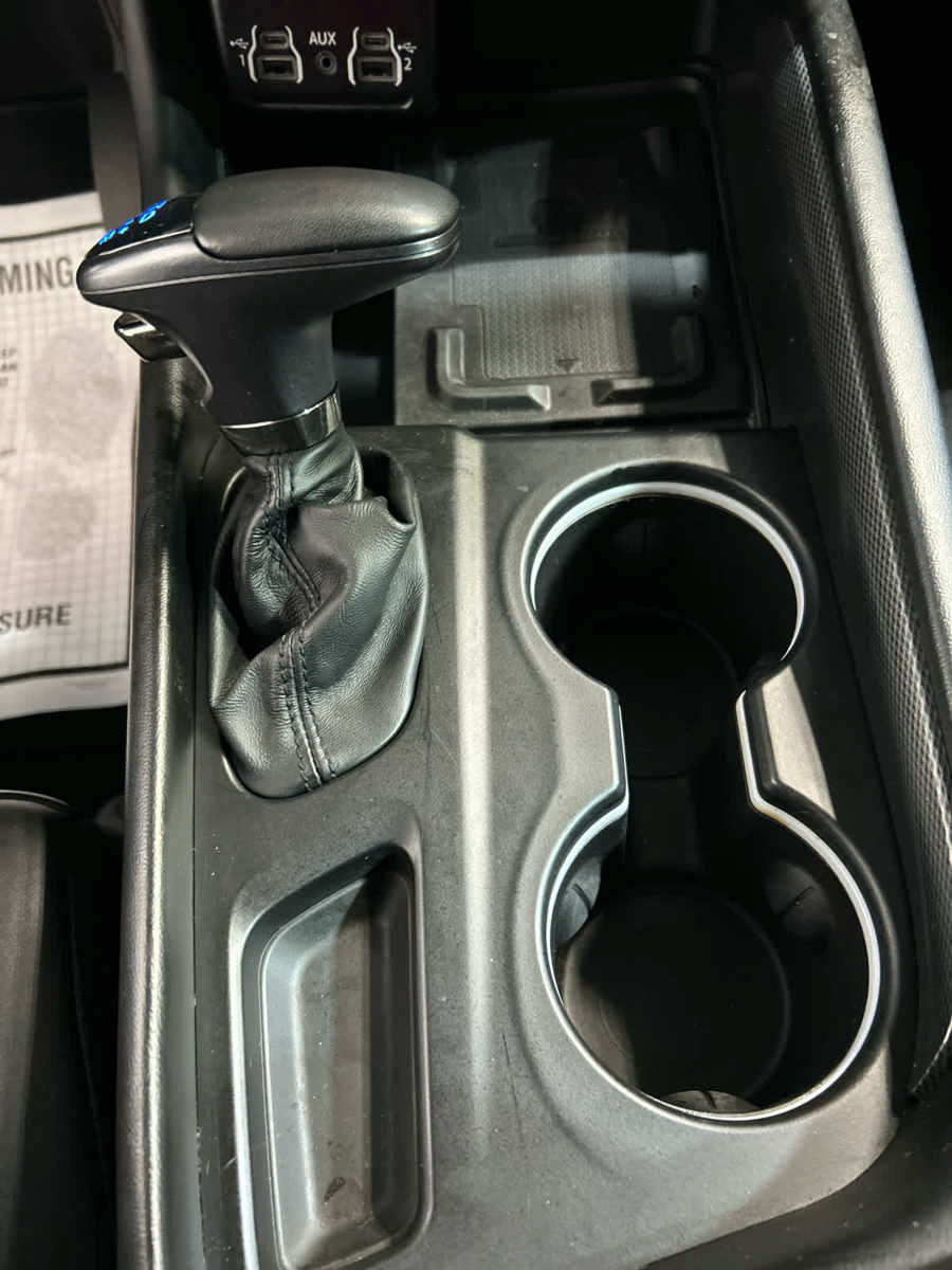 Used 2023 Dodge Durango R/T w/ Tow 'N Go Package AWD/4WD image 20