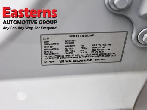 Used 2021 Tesla Model Y Long Range AWD/4WD image 30