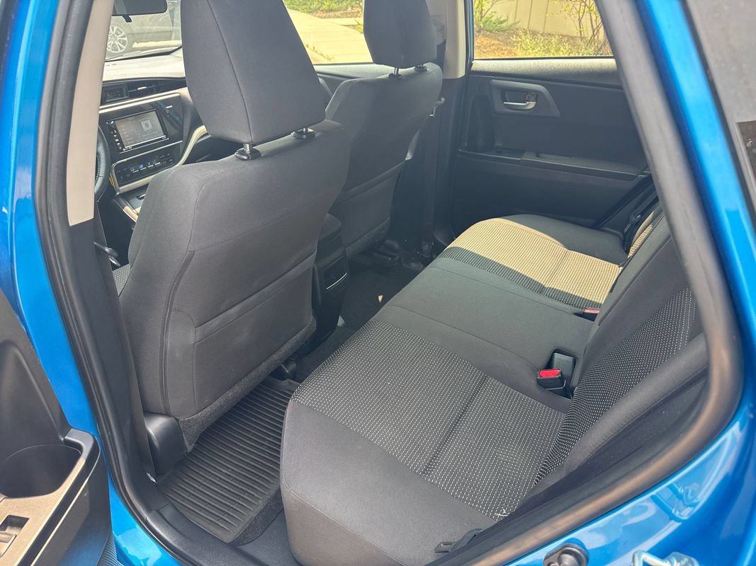 Used 2018 Toyota Corolla iM w/ All-Weather Mat Package FWD image 22
