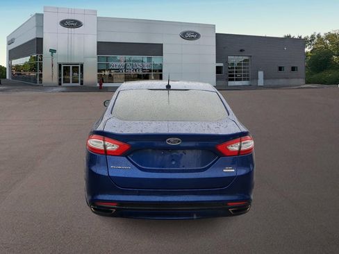 Used 2015 Ford Fusion SE w/ Equipment Group 202A image 10