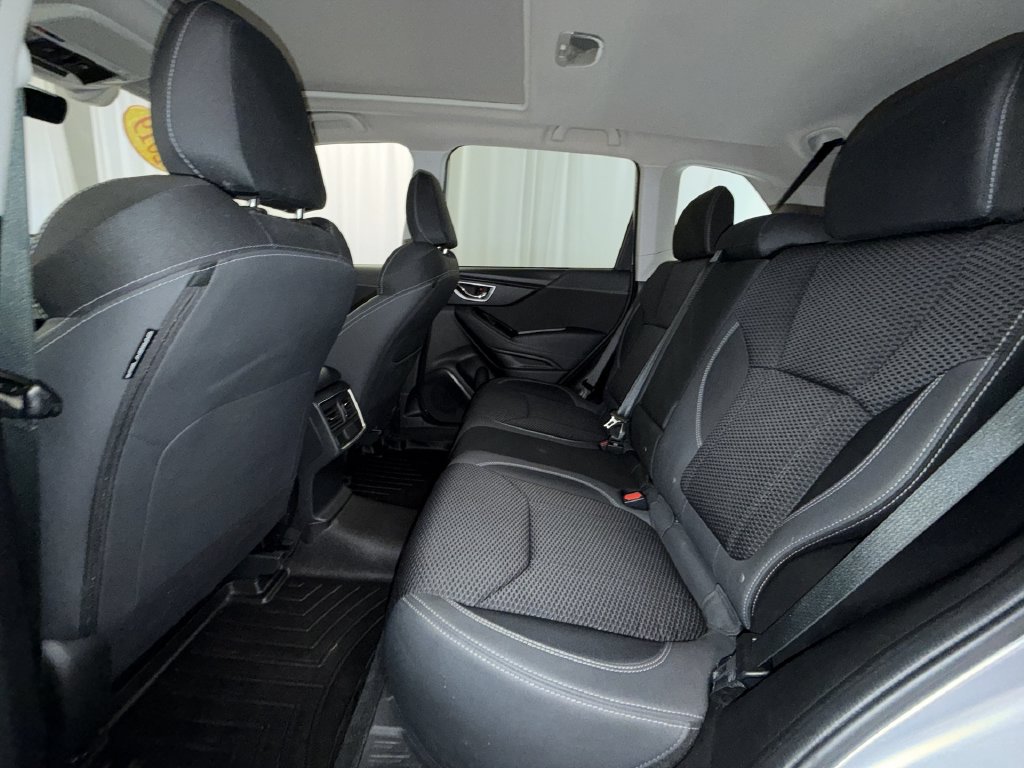 Used 2019 Subaru Forester Premium w/ All-Weather Package AWD/4WD image 13