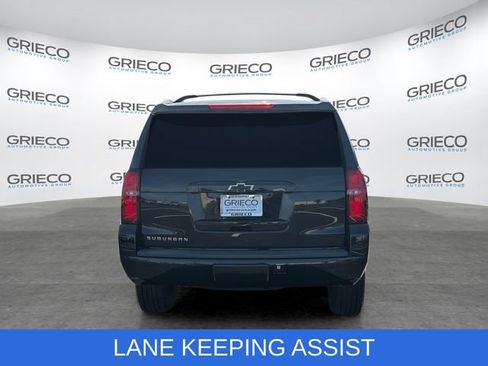 Used 2020 Chevrolet Suburban LT w/ Luxury Package RWD image 6