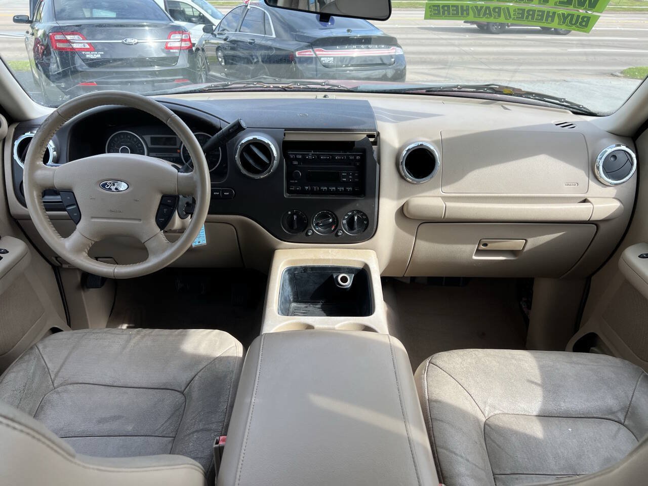 Used 2005 Ford Expedition XLT RWD image 17