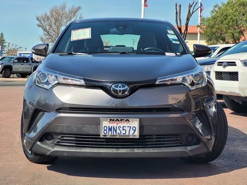 Certified 2019 Toyota C-HR XLE image 3