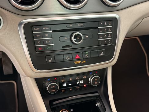 Used 2015 Mercedes-Benz CLA 250 4MATIC image 18