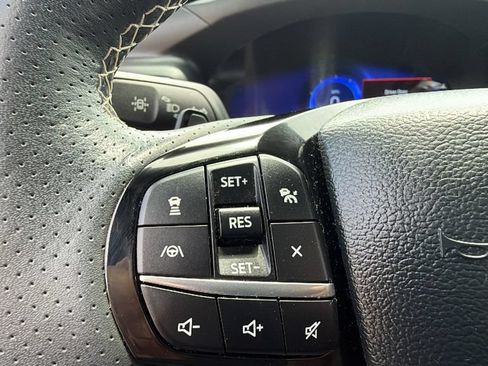 Used 2023 Ford Explorer ST w/ Equipment Group 401A AWD/4WD image 16