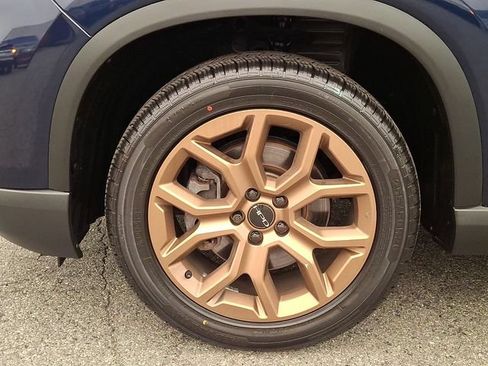 Used 2024 Honda Pilot Touring image 8