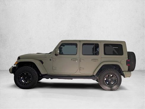 Used 2023 Jeep Wrangler Unlimited Sahara image 2