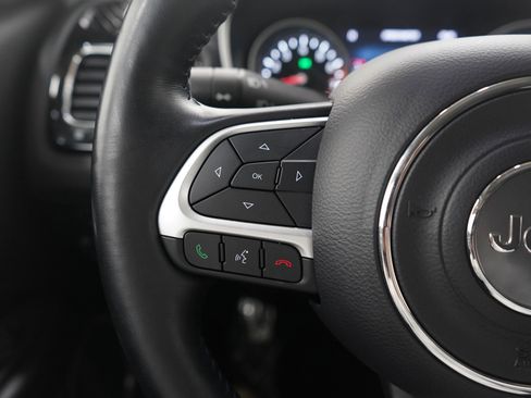 Used 2021 Jeep Compass Latitude image 25