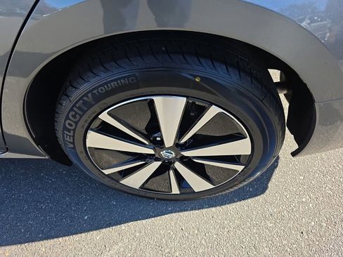 Used 2022 Nissan Altima 2.5 SV image 12