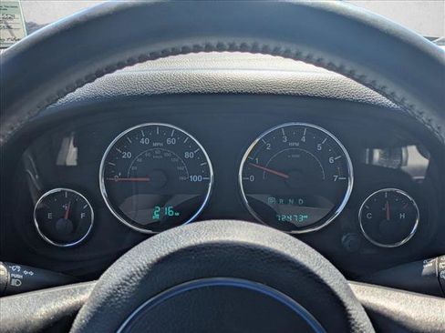 Used 2015 Jeep Wrangler Unlimited Sahara AWD/4WD image 10