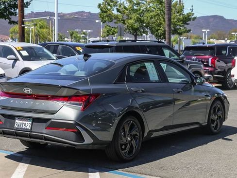 Certified 2026 Hyundai Elantra Sport FWD image 10