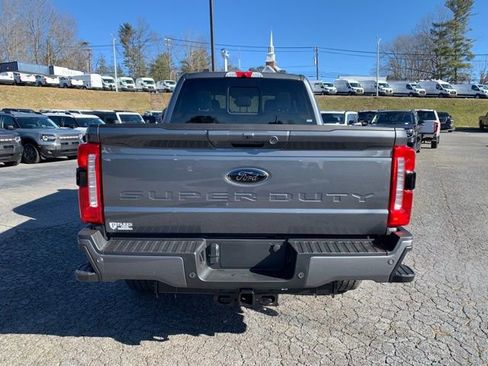 New 2026 Ford F250 XLT w/ XLT Premium Package AWD/4WD image 7