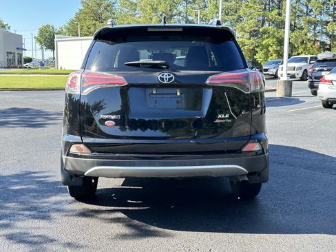 Used 2016 Toyota RAV4 XLE FWD image 12