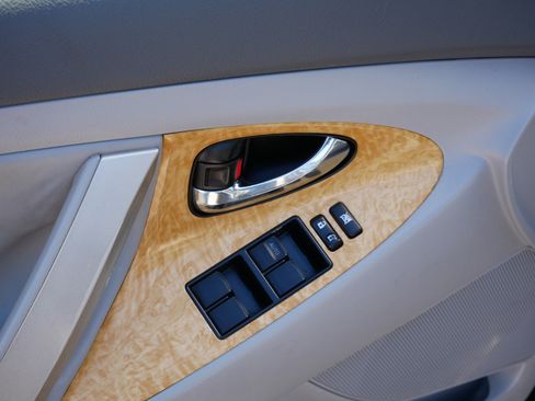 Used 2007 Toyota Camry LE image 20