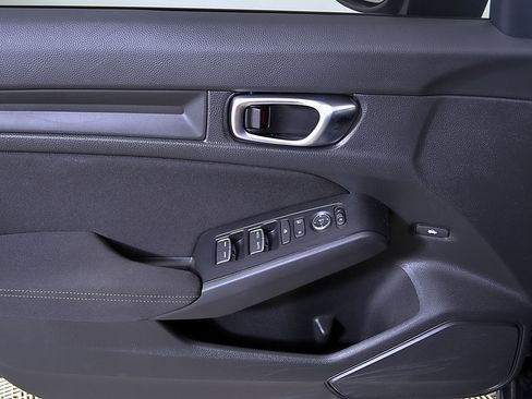 Used 2026 Honda Civic LX image 15