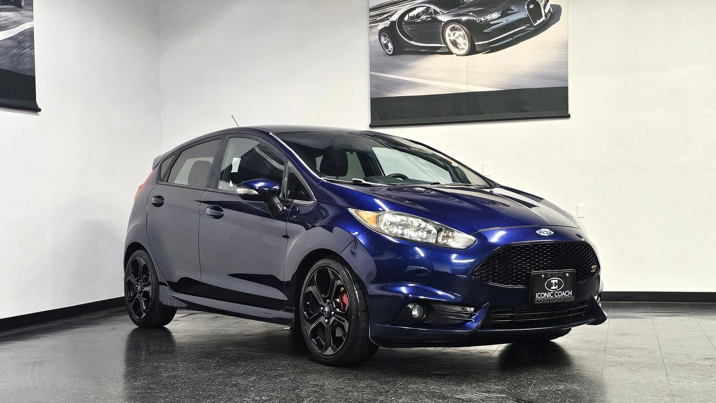 Used 2016 Ford Fiesta ST FWD image 2