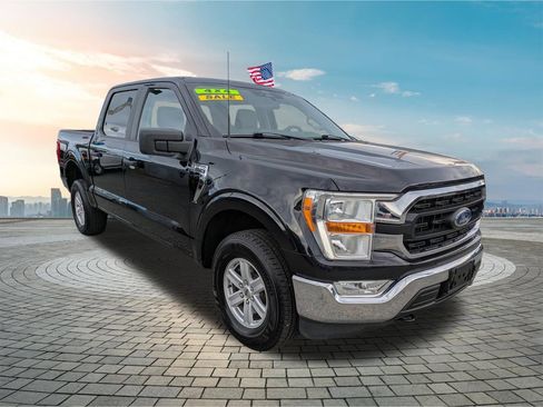 Used 2022 Ford F150 XLT AWD/4WD image 2