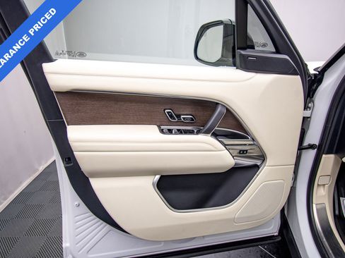 Used 2023 Land Rover Range Rover SE AWD/4WD image 23