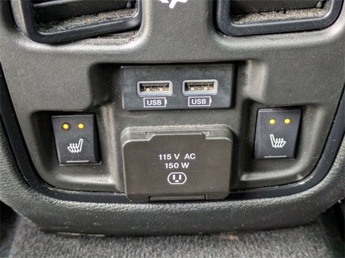 Used 2023 Dodge Durango R/T image 17