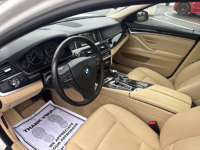 Used 2014 BMW 528i xDrive Sedan AWD/4WD image 32