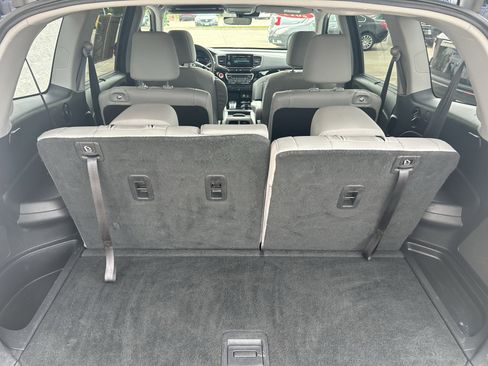 Used 2019 Honda Pilot Touring image 25