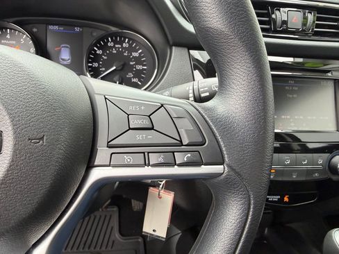 Certified 2022 Nissan Rogue Sport S image 27