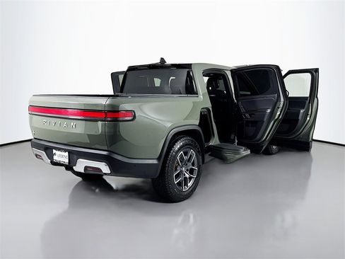 Used 2022 Rivian R1T Launch Edition image 25