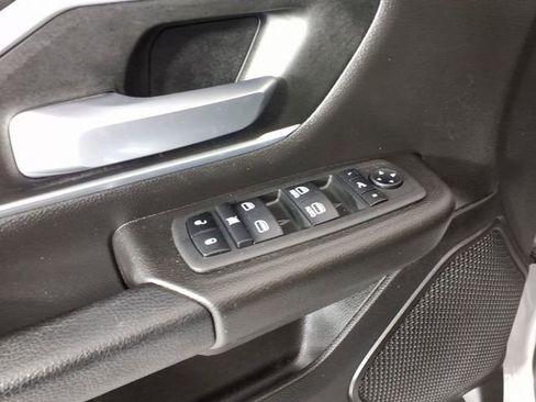 Used 2023 RAM 1500 Big Horn AWD/4WD image 14