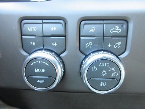 New 2026 GMC Sierra 2500 Denali w/ Denali Reserve Package image 17