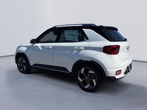 New 2026 Hyundai Venue SEL image 5