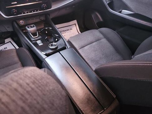 Certified 2023 Nissan Rogue SV image 20