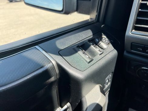Used 2018 Ford F150 Raptor w/ Equipment Group 802A Luxury AWD/4WD image 12