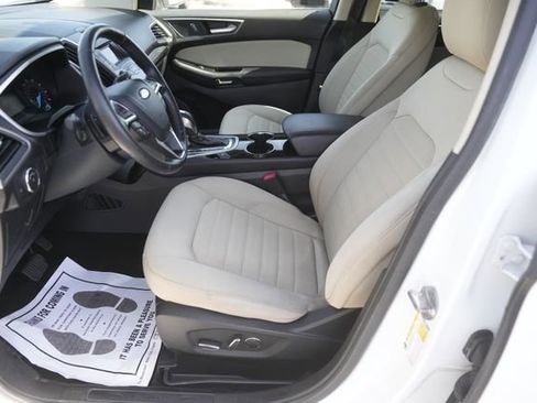 Used 2015 Ford Edge SEL image 9