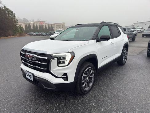 New 2026 GMC Terrain Elevation w/ Elevation Premium Package image 2